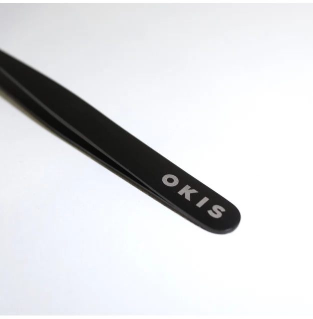 Eyebrow tweezers sharp point for thinning Okis Brow / black